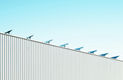 Dak met zonnepanelen