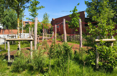 speelplaats in SBS De Brug in Roeselare