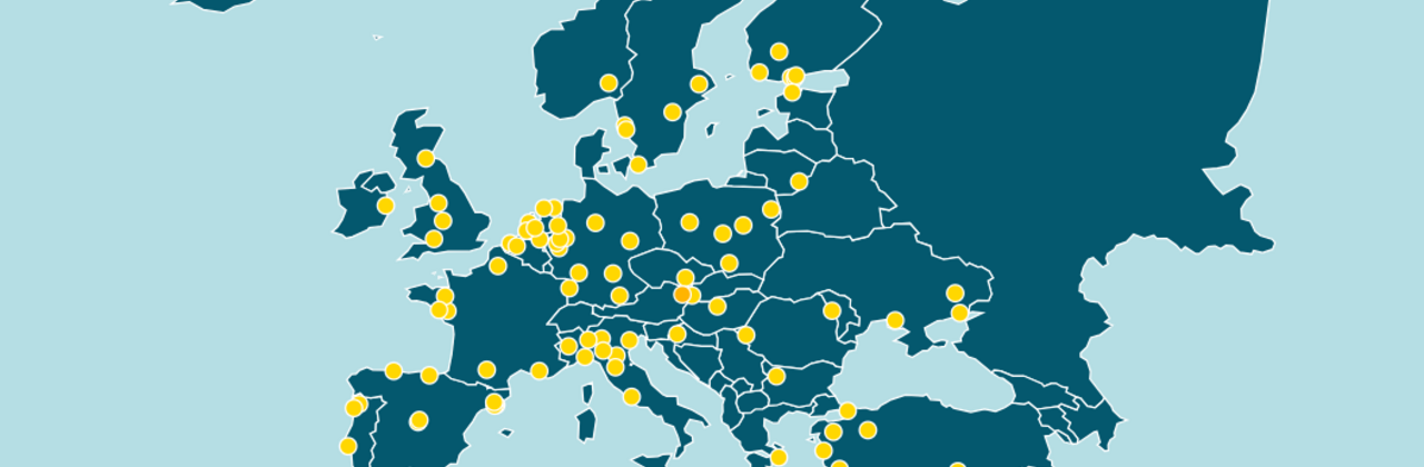 Kaart van Europa, deelnemers bevragen met stippen aangegeven